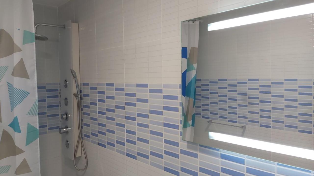 Апартаменты Del Parque Flats Meseta Swimmingpool Торремолинос Экстерьер фото