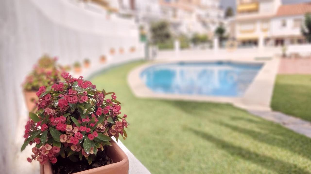 Апартаменты Del Parque Flats Meseta Swimmingpool Торремолинос Экстерьер фото